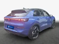 Gebraucht VW T-Roc R-line 150 PS (110 kW) 2025 Celestial blue metallic SUV