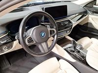 Gebraucht BMW 530e 184 PS (135 kW) 2022 Blau Kombi