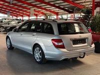 Gebraucht Mercedes C180 156 PS (114 kW) 2011 Silber Kombi
