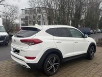 Gebraucht Hyundai Tucson 136 PS (100 kW) 2018 Weiß SUV