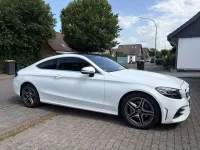Gebraucht Mercedes C180 156 PS (114 kW) 2019 Weiß Coupé