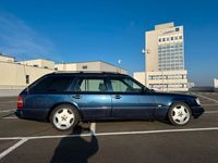 gebraucht Mercedes R320 W124 in Azuritblau |in Bestzustand