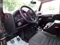 Gebraucht Land Rover Defender 122 PS (89 kW) 2010 Rot SUV