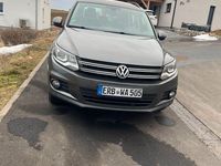 Gebraucht VW Tiguan Trendline 160 PS (117 kW) 2012 Grau SUV