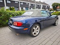 Gebraucht Mazda MX5 110 PS (80 kW) 2003 Blau Cabrio