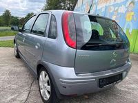 Gebraucht Opel Corsa Basis 69 PS (50 kW) 2005 Lichtsilber m2 Kleinwagen