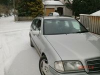 Gebraucht Mercedes C220 125 PS (91 kW) 1999 Silber Kombi