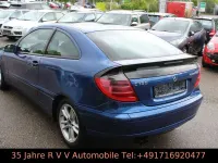 Używany Mercedes C180 143 KM (105 kW) 2002 Niebieski Coupe
