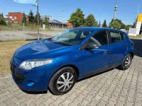 Gebraucht Renault Mégane III 101 PS (74 kW) 2012 Extremblau Kleinwagen
