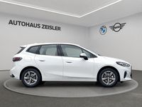 Gebraucht BMW 220 Active Tourer 156 PS (114 kW) 2025 Mineralweiß Van / Kleinbus