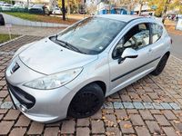 Gebraucht Peugeot 207 Filou 95 PS (69 kW) 2009 Silber Limousine