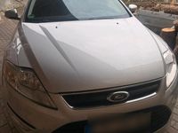 Gebraucht Ford Mondeo 150 PS (110 kW) 2011 Silber Kombi