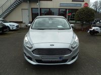 Gebraucht Ford S-MAX Titanium 179 PS (131 kW) 2017 Silber Van / Kleinbus