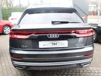 Gebraucht Audi Q8 Design 340 PS (250 kW) 2022 Daytonagrau perleffekt SUV