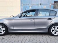Gebraucht BMW 118 143 PS (105 kW) 2009 Silber Kleinwagen