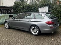 Gebraucht BMW 520 190 PS (139 kW) 2016 Grau Kombi