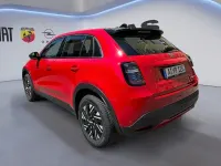 Gebraucht Fiat 600 136 PS (100 kW) 2025 Rot SUV