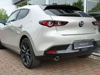 Neu Mazda 3 Homura-Line 140 PS (102 kW) 2026 Platinum quartz Limousine