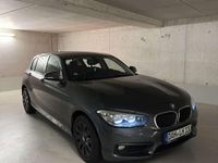 Gebraucht BMW 118 Advantage 136 PS (100 kW) 2015 Grau Kleinwagen