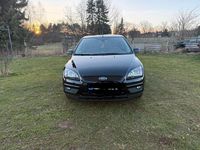 Usado Ford Focus ST 100 CV (73 kW) 2007 Negro Berlina