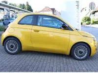 Neu Fiat 500 Icon 65 PS (47 kW) 2026 Gelb Limousine
