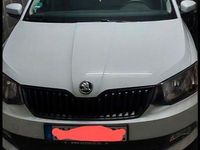 Gebraucht Skoda Fabia Active 95 PS (69 kW) 2018 Weiß Kombi