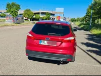 Gebraucht Ford Focus Titanium 182 PS (133 kW) 2012 Rot Kombi