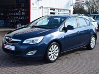 Gebraucht Opel Astra Edition 116 PS (85 kW) 2010 Blau Limousine