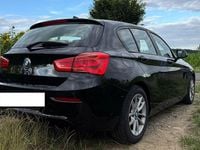 Gebraucht BMW 116 Advantage 116 PS (85 kW) 2016 Schwarz Kleinwagen