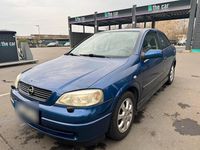 Second-hand Opel Astra 84 CP (61 kW) 2002 Albastru