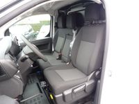 Neu Peugeot Expert 145 PS (106 kW) 2025 Blanc Van