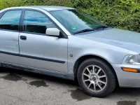 Gebraucht Volvo S40 108 PS (79 kW) 2000 Silber Limousine