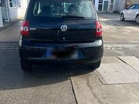 Gebraucht VW Fox 40 PS (29 kW) 2011 Schwarz Kleinwagen