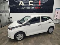 Gebraucht Toyota Aygo 69 PS (50 kW) 2015 Weiß Kleinwagen
