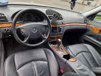 Gebraucht Mercedes E240 Elegance 177 PS (130 kW) 2002 Silber Limousine
