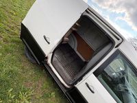 Second-hand VW Caddy 63 CP (46 kW) 2004 Alb Monovolum