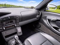 Gebraucht Porsche Boxster 220 PS (161 kW) 2002 Silber Cabrio