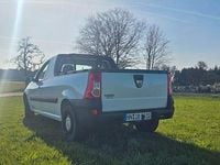 Gebraucht Dacia Logan Pick-Up 84 PS (61 kW) 2011 Weiß Pickup
