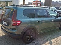Gebraucht Dacia Jogger Extreme 141 PS (103 kW) 2023 Grün Van / Kleinbus