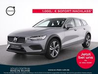 Gebraucht Volvo V60 CC Plus 197 PS (144 kW) 2024 Grau vapour grey / metallic Kombi