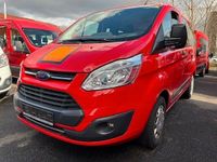 Gebraucht Ford Transit Custom 105 PS (77 kW) 2017 Rot Van / Kleinbus
