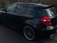 gebraucht BMW 118 i M-Paket Navi Xenon 19Zoll