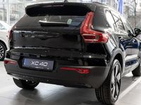 Neu Volvo XC40 Plus 163 PS (119 kW) 2026 Schwarz SUV