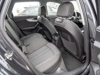 Gebraucht Audi A4 Basis 163 PS (119 kW) 2023 Grau Kombi