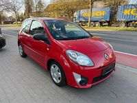 Gebraucht Renault Twingo 75 PS (55 kW) 2011 Rot Kleinwagen
