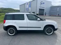Gebraucht Skoda Yeti Ambition 122 PS (89 kW) 2011 Weiß SUV