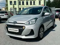 Gebraucht Hyundai i10 Trend 67 PS (49 kW) 2017 Sleek silver / met Kleinwagen