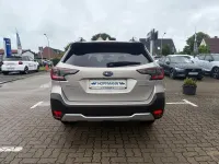 Neu Subaru Outback Platinum 169 PS (124 kW) 2026 Beige Limousine