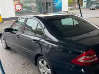 Gebraucht Mercedes C180 143 PS (105 kW) 2005 Blau Limousine