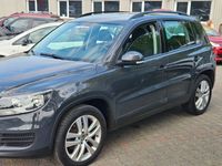 Gebraucht VW Tiguan Trendline 122 PS (89 kW) 2015 Grau SUV